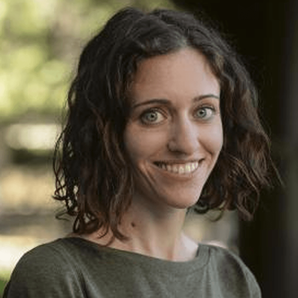 Shelby Grossman - Professor of AI and Investigative Reporting